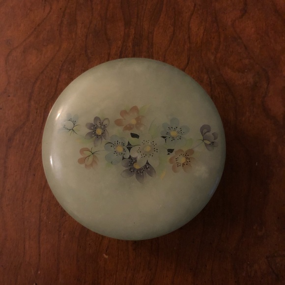 Vintage Floral Jewelry/Nicknack Container